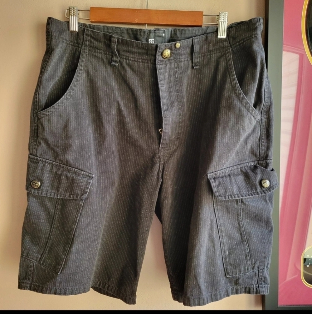 DC Skateboard Shorts, Men's size 34.  Black Jeans Denim Cargo W/ Lined Bum Saver